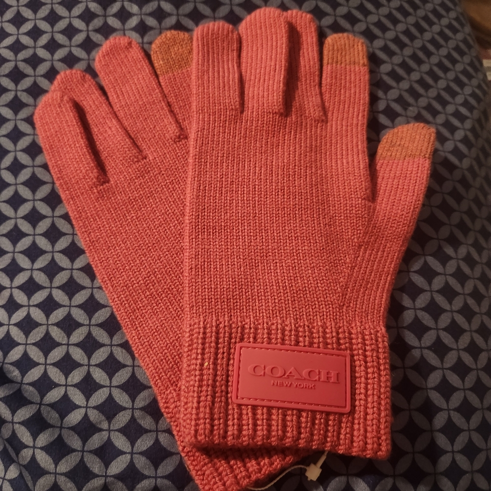 Coach Coral Knit Gloves with Orange Tips